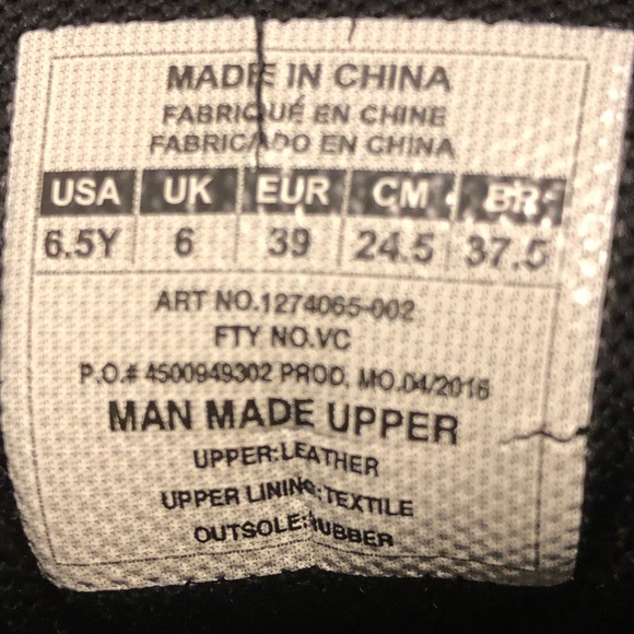 Under Armour Charged Basketball Shoe - Picture 5 of 5